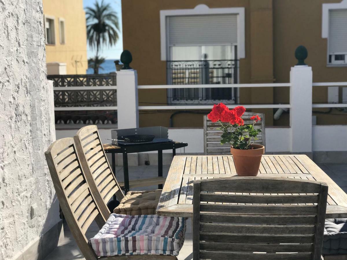 Malaga Beach House, 2 City Bikes, 2 Children'S Bikes, Wifi, Big Terrace, Bbq, Family, Childfriendly Bagian luar foto